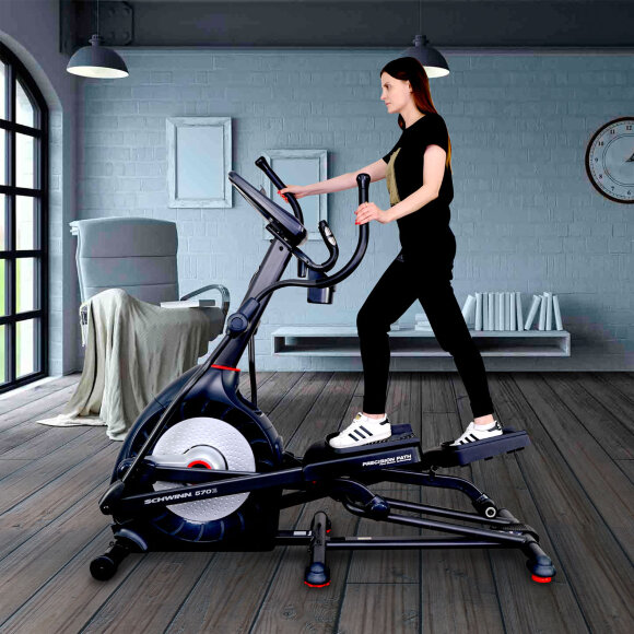 Эллиптический тренажер Schwinn 570e Эллиптический тренажер Schwinn 570e